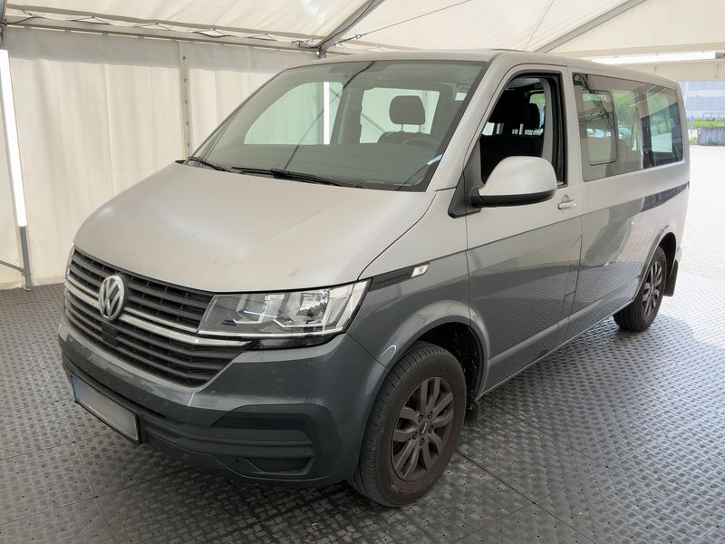 Volkswagen T6 Kombi 2.0 TDI FWD
