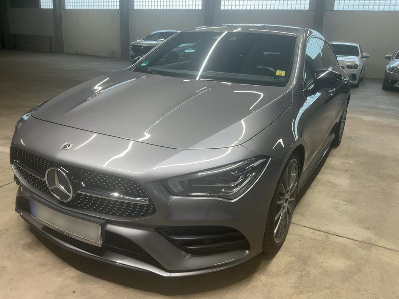 Mercedes-Benz CLA-Klasse CLA 200 d Shooting Brake AMG Line