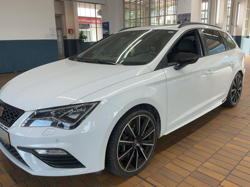 Seat Leon 2.0 TSI Cupra 300 4Drive