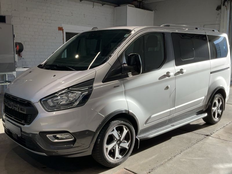 Ford Tourneo Custom 2.0 TDCi Mild-Hybrid L1 Active