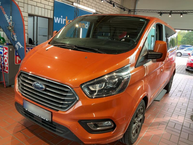Ford Tourneo Custom 2.0 TDCi 320 L2 Titanium X
