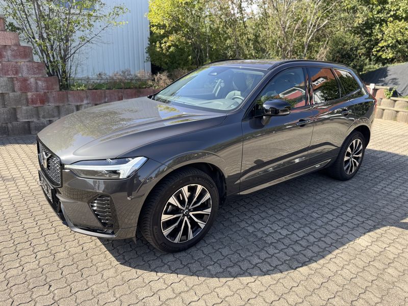 Volvo XC60 2.0 B5 Mild-Hybrid Plus Dark AWD