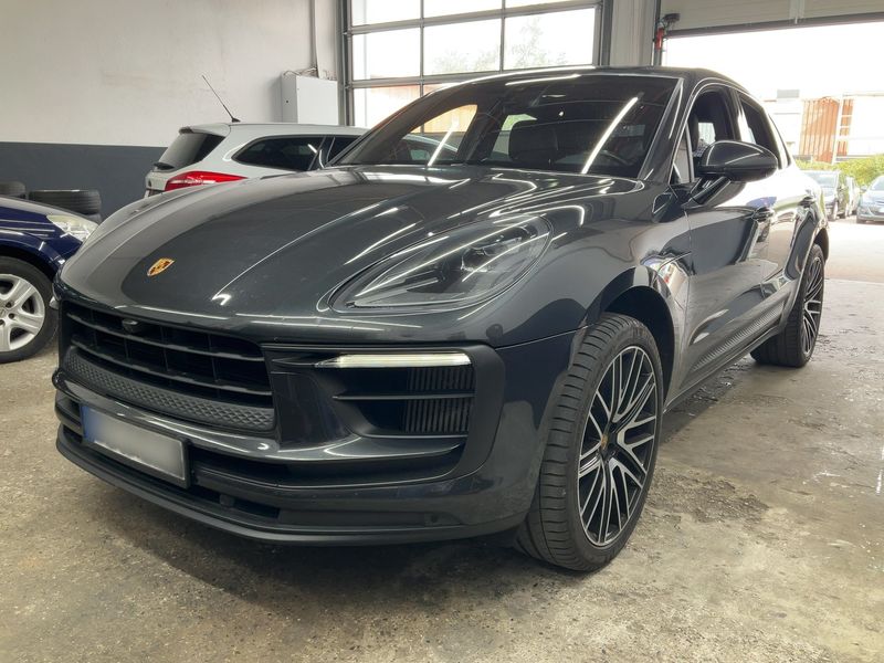 Porsche Macan S