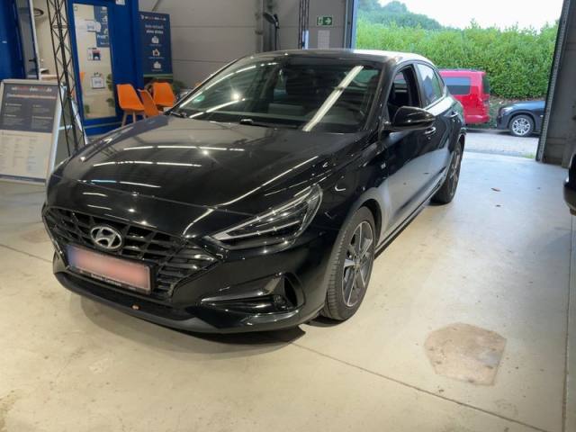 Hyundai i30 Fastback 1.5 T-GDI Mild-Hybrid Edition 30+