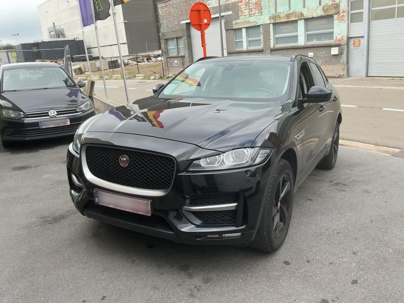 Jaguar F-Pace 25t R-Sport AWD