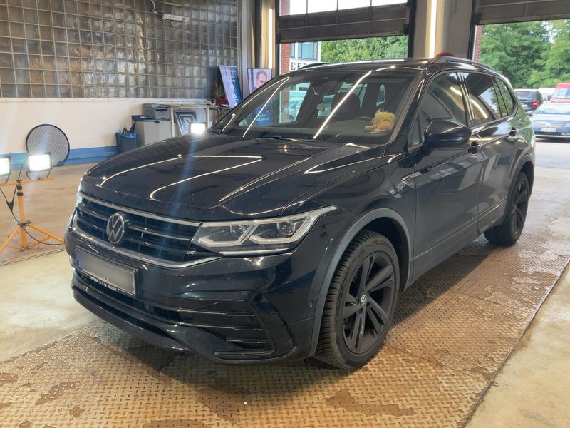 Volkswagen Tiguan Allspace 2.0 TDI R-Line 4Motion
