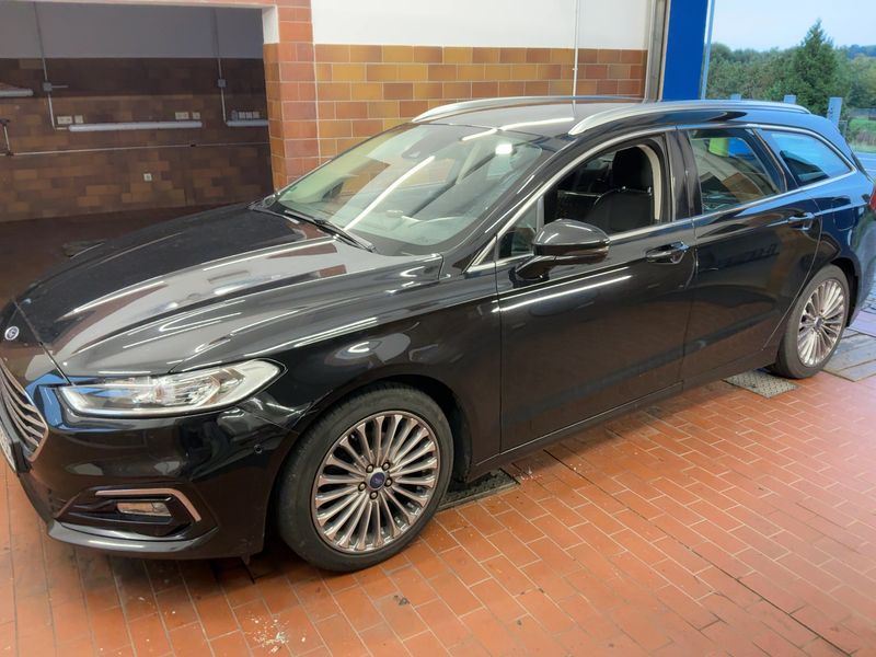 Ford Mondeo 2.0 TDCi EcoBlue Titanium