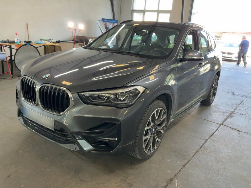BMW X1 sDrive 20i Sport Line