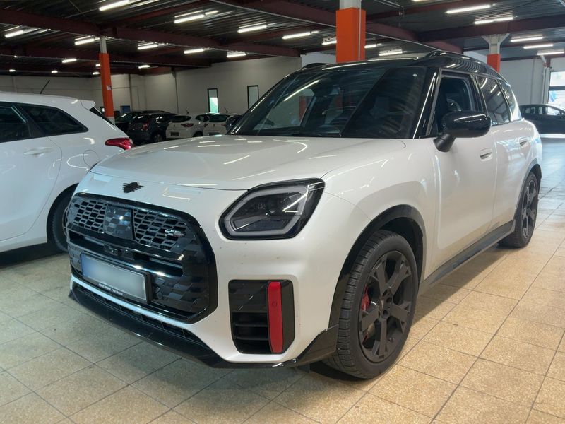 MINI Countryman John Cooper Works ALL4 John Cooper Works Trim