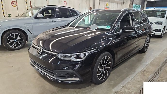 Volkswagen Golf VIII 2.0 TDI Style