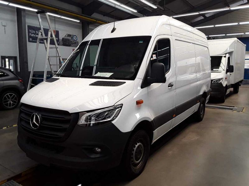Mercedes-Benz Sprinter 317 CDI RWD PRO L2