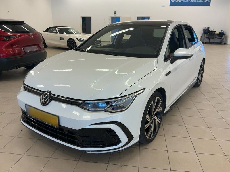 Volkswagen Golf VIII 2.0 TDI R-Line