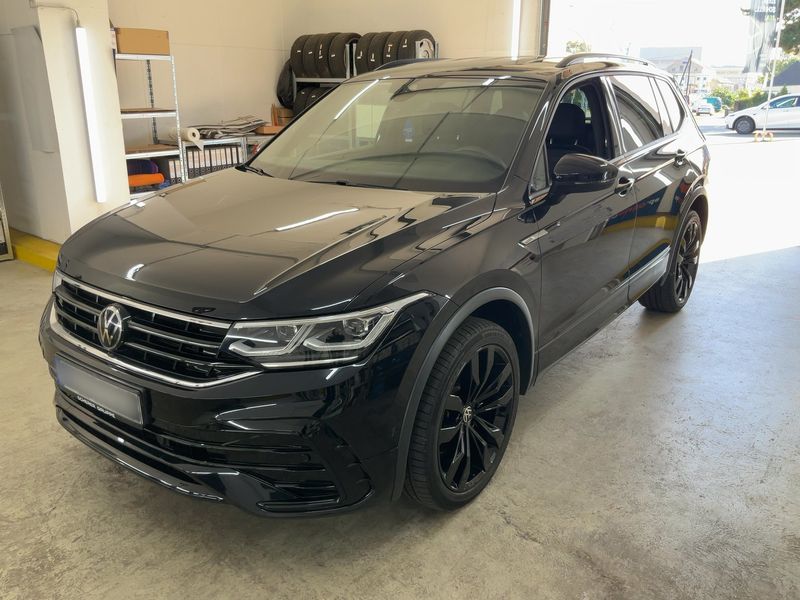 Volkswagen Tiguan Allspace 2.0 TDI R-Line 4Motion