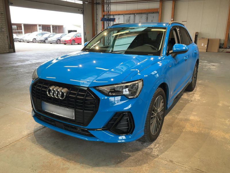 Audi Q3 35 TFSI S line
