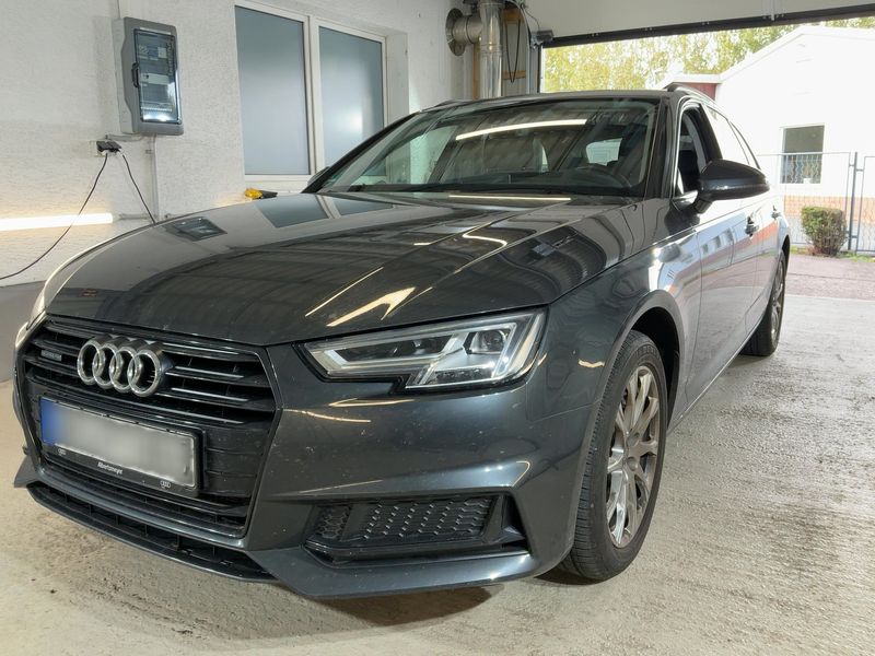 Audi A4 40 TDI quattro Sport