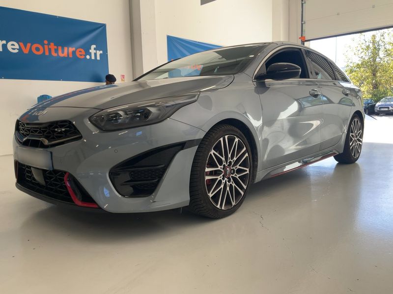 Kia pro_cee'd 1.6 Tgdi GT