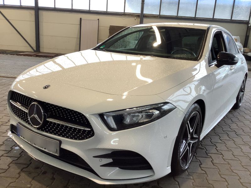 Mercedes-Benz A-класс A 180 AMG Line