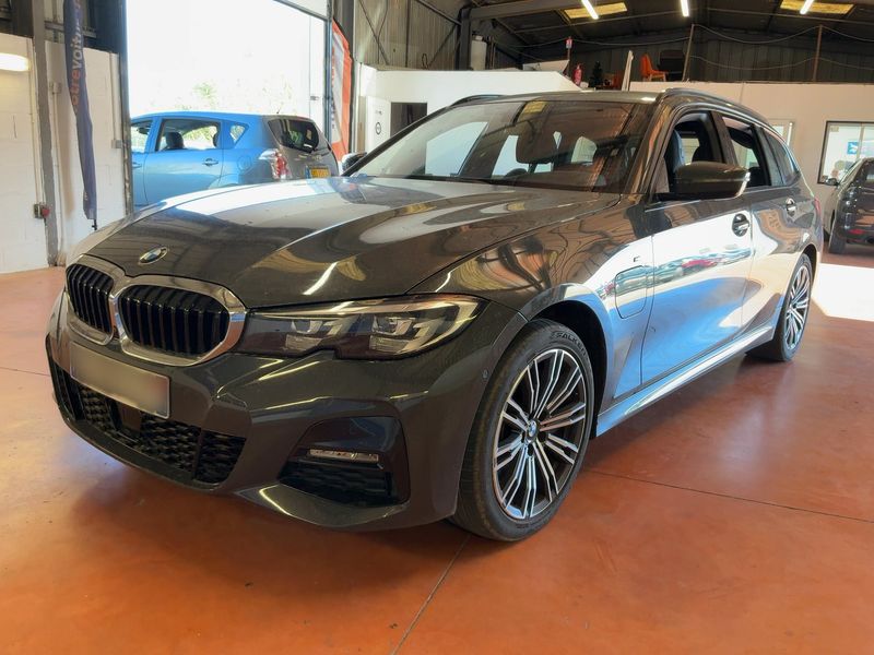 BMW 3er 330e xDrive M Sport