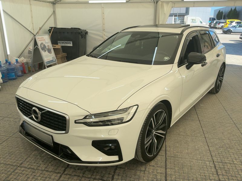 Volvo V60 2.0 T5 R-Design