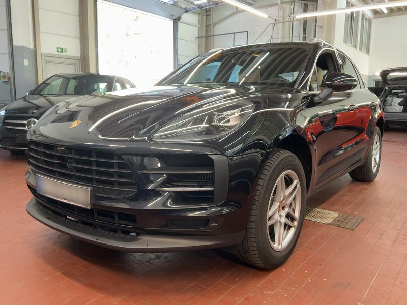 Porsche Macan S