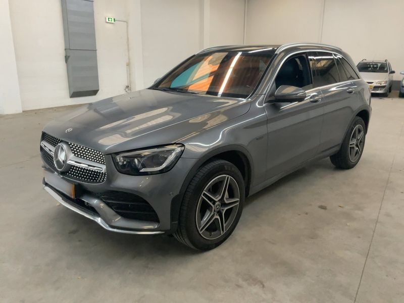 Mercedes-Benz GLC-Klasse GLC 300e 4Matic AMG Line