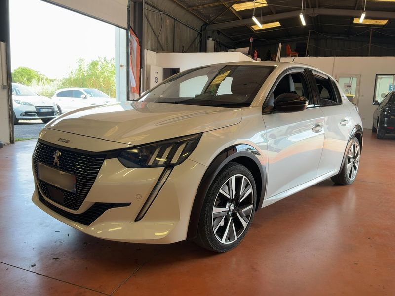 Peugeot 208 1.2 PureTech GT Line