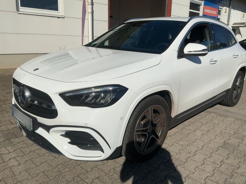 Mercedes-Benz GLA-Klasse GLA 200 Mild-Hybrid AMG Line