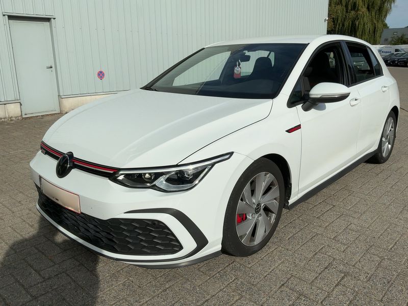 Volkswagen Golf VIII 2.0 TSI GTI