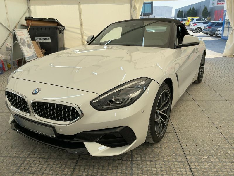 BMW Z4 sDrive 20i Sport Line