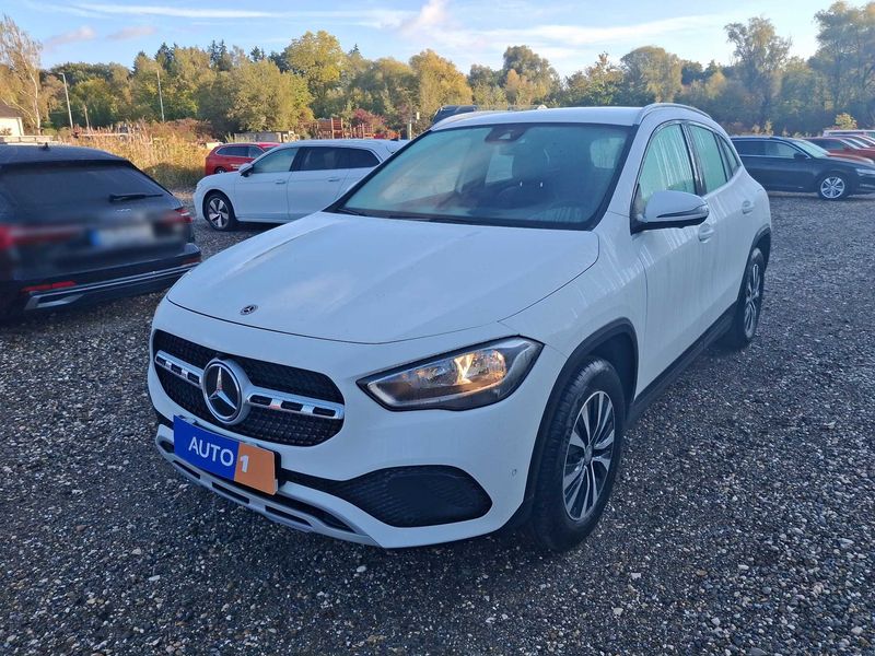 Mercedes-Benz GLA-класс GLA 250 Style