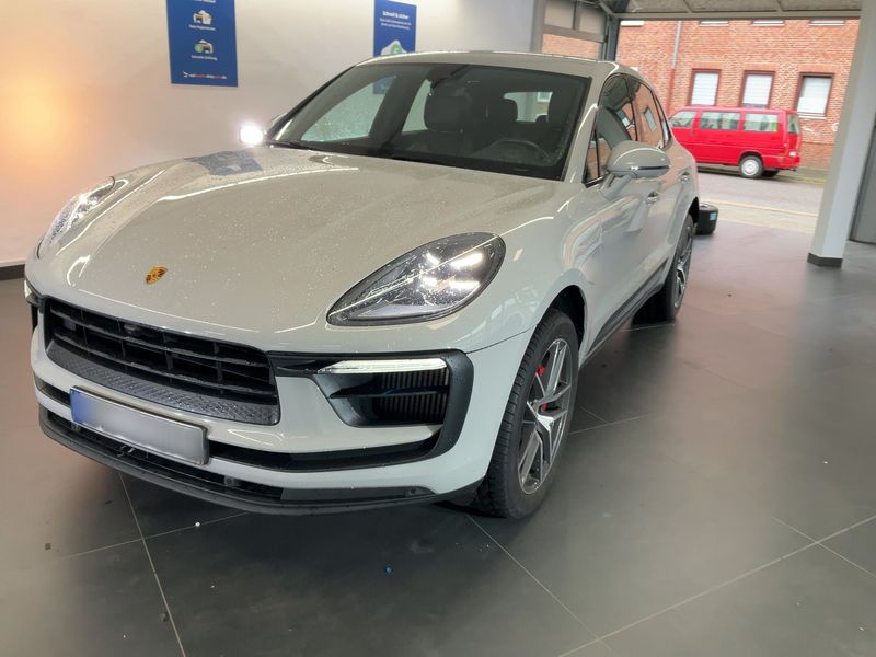 Porsche Macan S