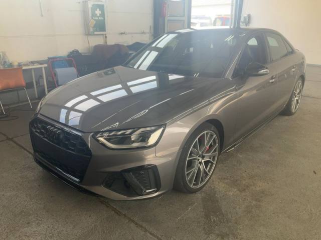 Audi A4 45 TFSI Mild-Hybrid quattro edition one