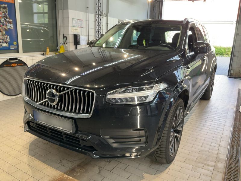 Volvo XC90 2.0 B5 Diesel Mild-Hybrid Momentum Pro AWD