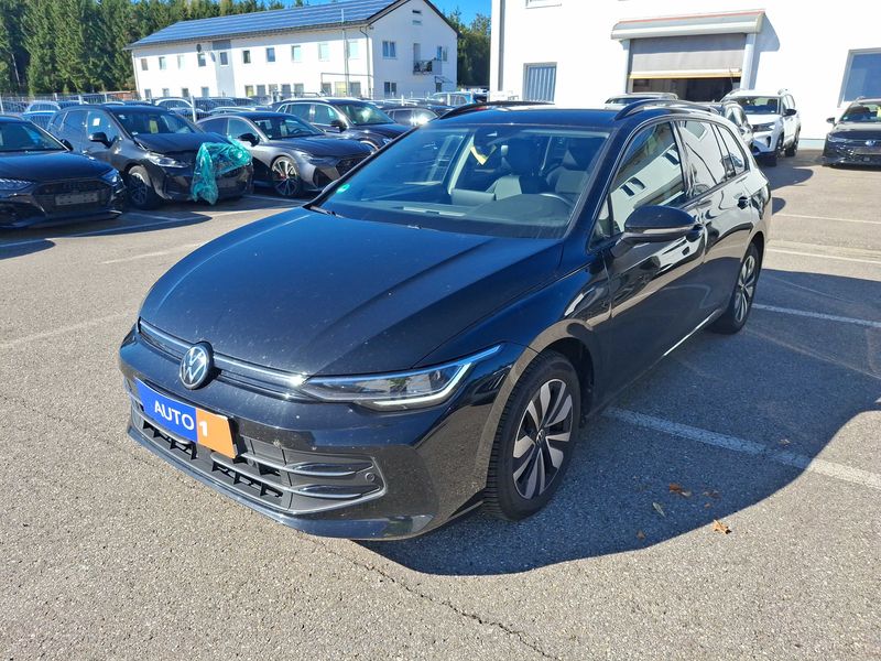 Volkswagen Golf Viii 1.5 eTSI Goal
