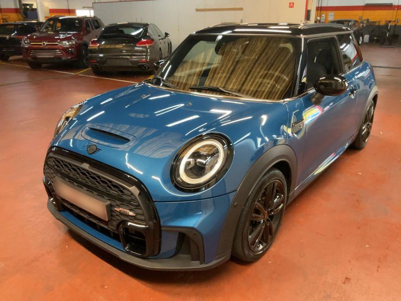 MINI Cooper S John Cooper Works Trim