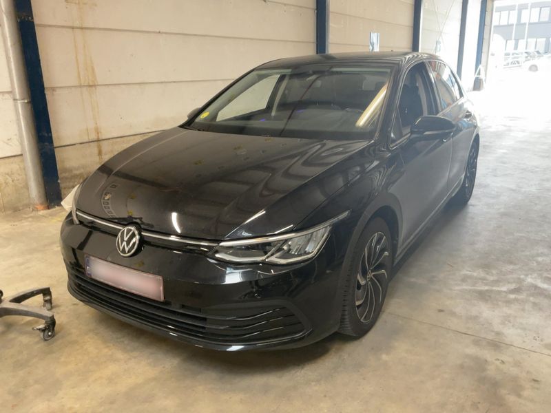 Volkswagen Golf VIII 2.0 TDI Life
