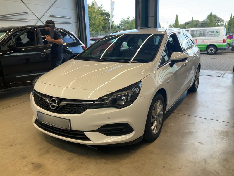 Opel Astra 1.5 CDTI Elegance Start/Stop