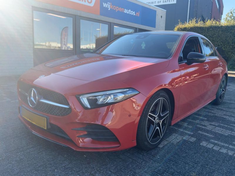 Mercedes-Benz A-Klasse Limousine A 200 AMG Line