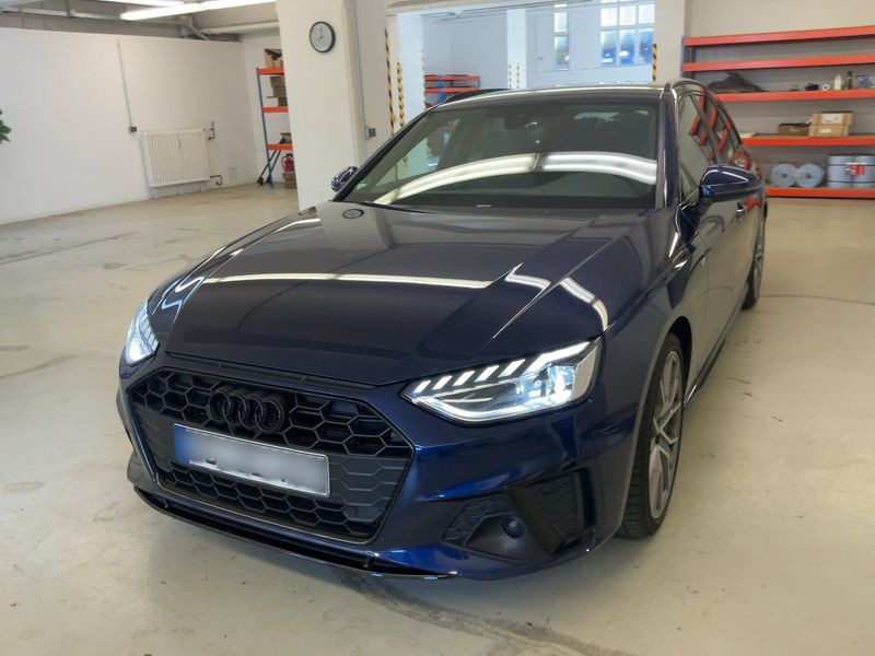 Audi A4 35 TFSI Mild-Hybrid S line