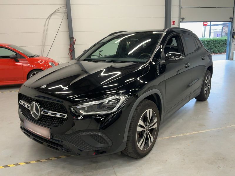 Mercedes-Benz GLA-класс GLA 200 d Progressive