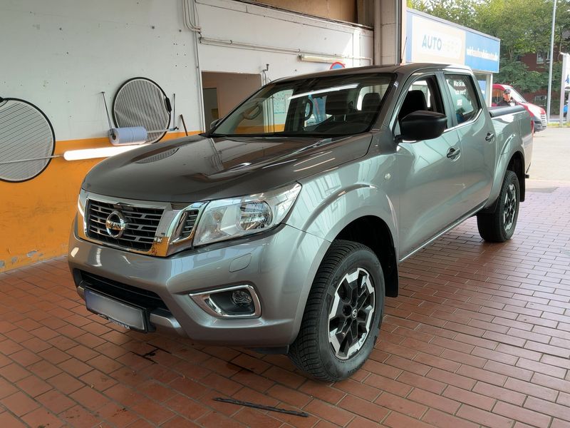 Nissan NP300 Pick-up 2.3 dCi Acenta Double Cab 4x4
