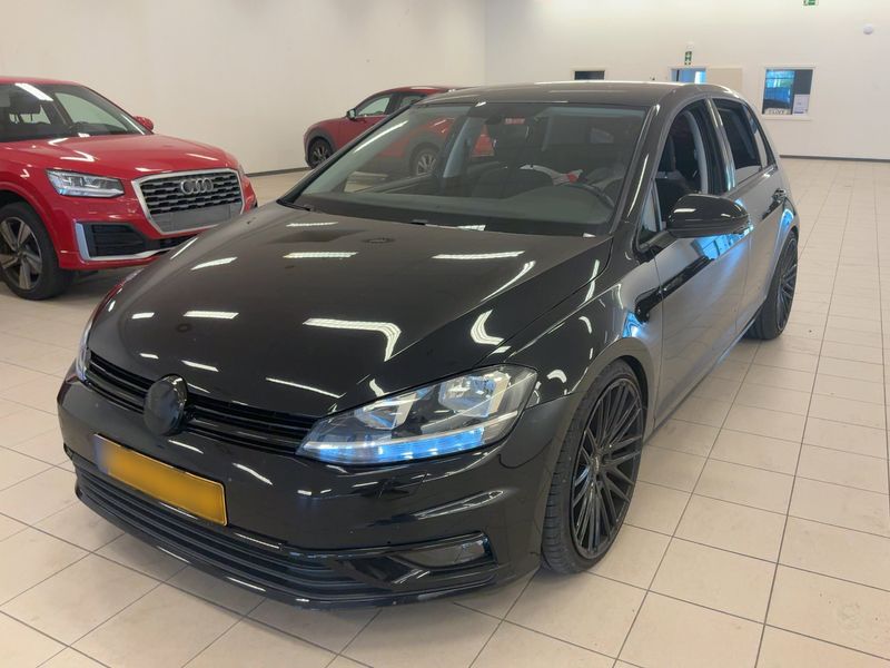 Volkswagen Golf VII 2.0 TDI Comfortline BlueMotion Tech