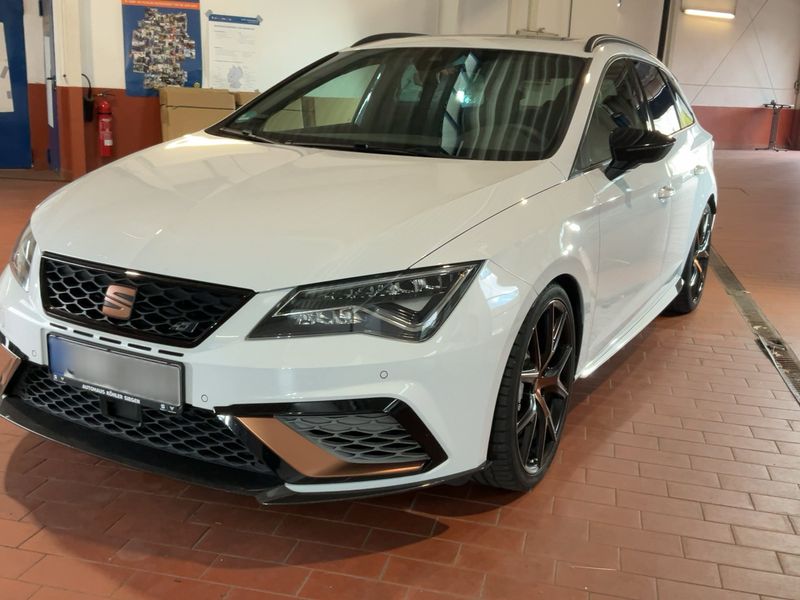 Seat Leon 2.0 TSI Cupra 300 4Drive R