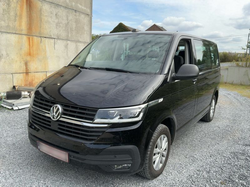 Volkswagen T6.1 Multivan 2.0 TDI Trendline FWD