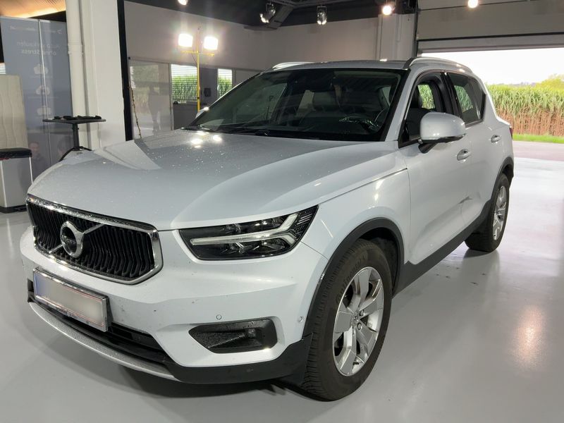 Volvo XC40 1.5 T3 Momentum Pro 2WD