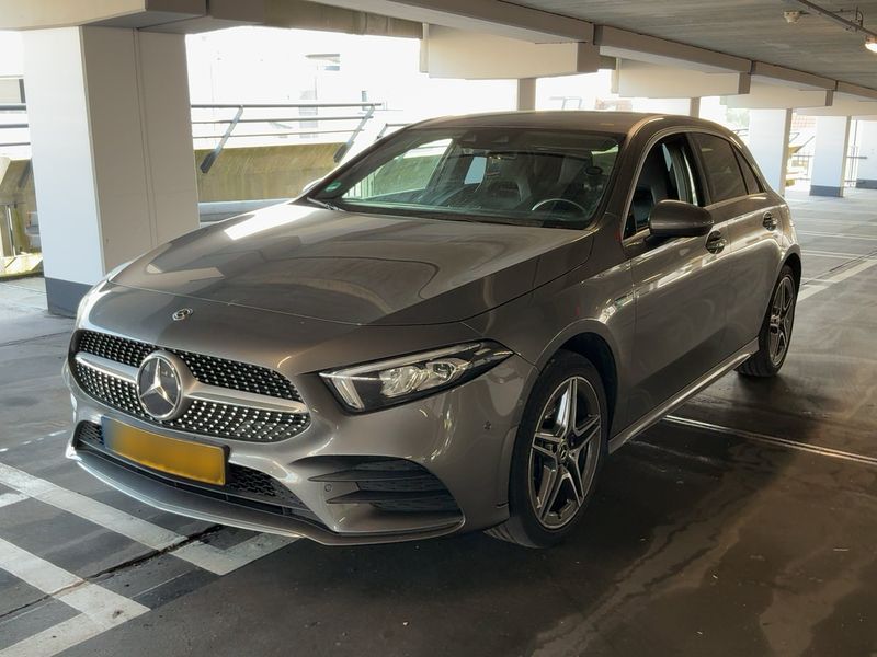 Mercedes-Benz A-Klasse A 250e AMG Line