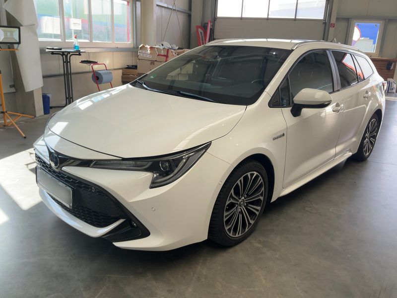 Toyota Corolla 2.0 Hybrid Club