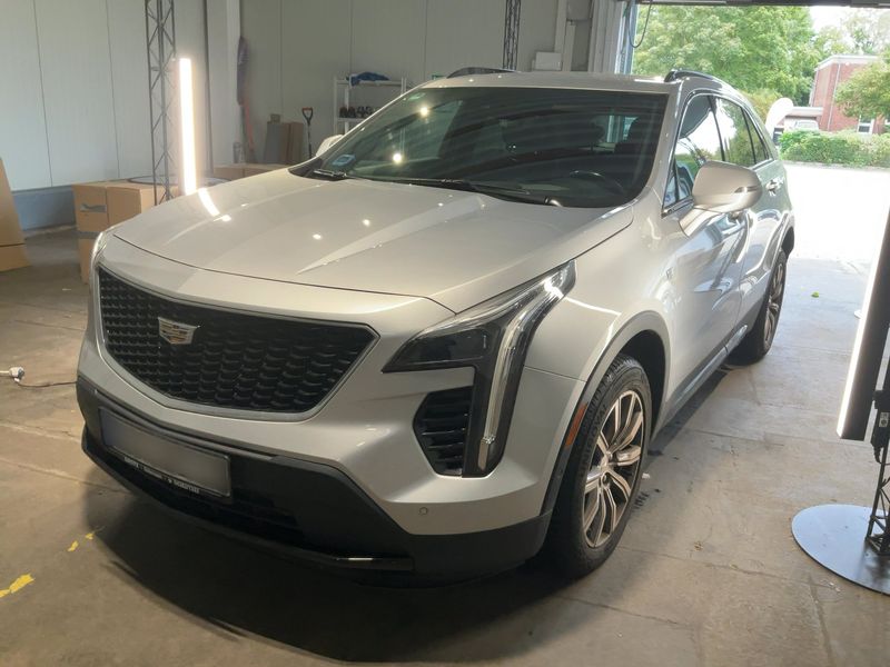 Cadillac XT4 350T Luxury AWD