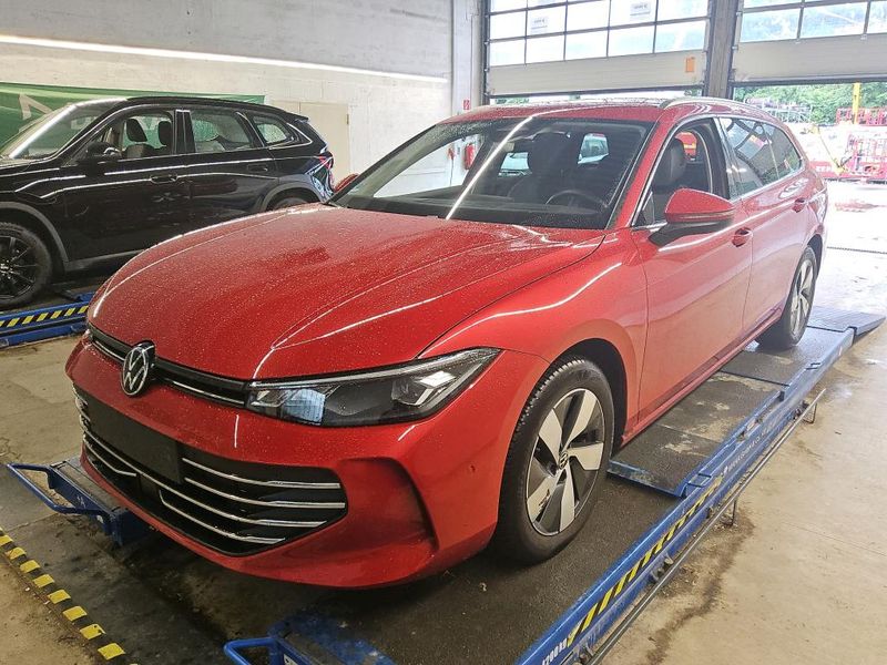 Volkswagen Passat 1.5 eTSI Business