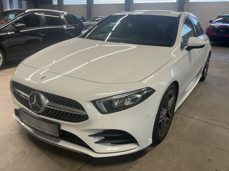 Mercedes-Benz A-Klasse A 220 AMG Line